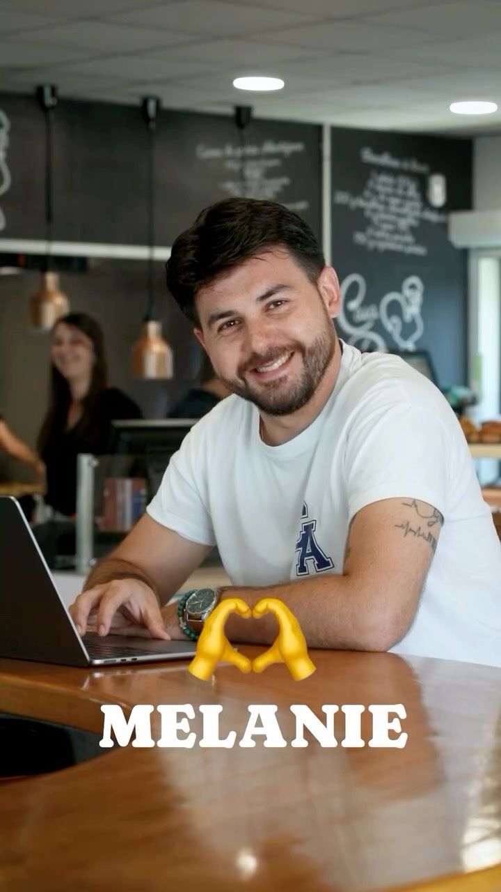 ✅     Pas besoin de voir pour savoir. Claudio a reconnu toute l’équipe juste avec un “bom dia...