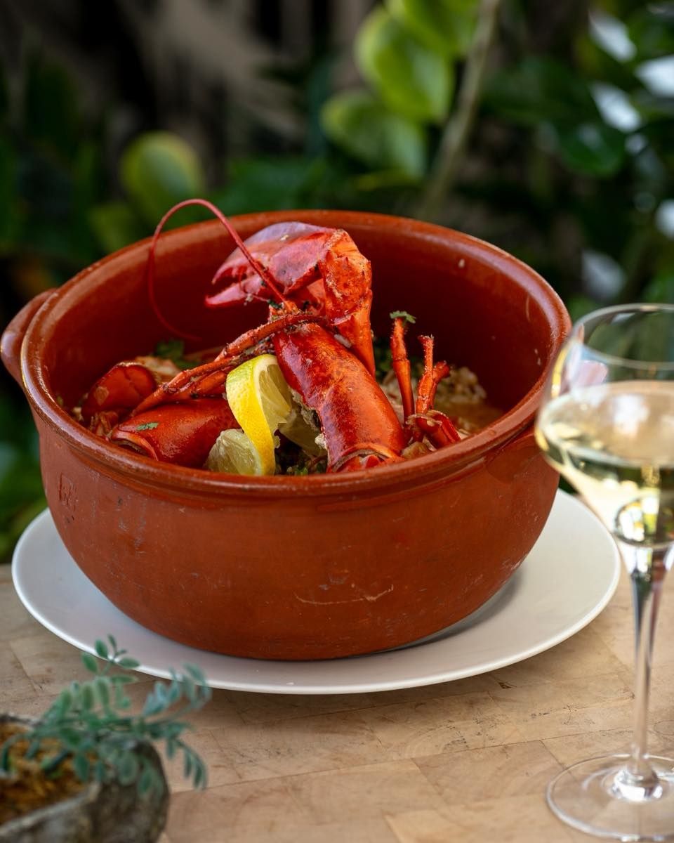 Une caçoila, un lavagante, un verre de blanc… Il ne manque plus que vous.         n______________...